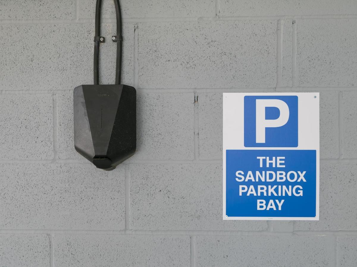 The Sandbox 헤일 외부 사진